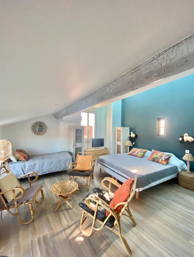 Les Nuits Etoilees, Studio Terrasse Apercu Mer, Tres Lumineux, Ac, 100M Du Port Sanary Buitenkant foto